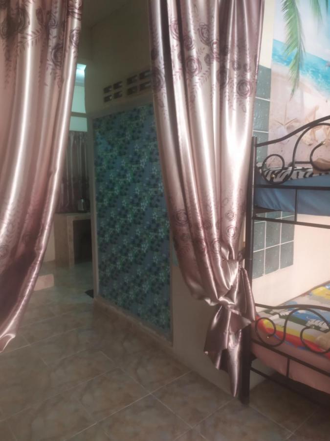 Artem'S Guesthouse Pantai Jomtien Luaran gambar