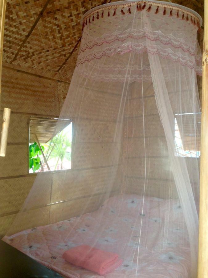 Artem'S Guesthouse Pantai Jomtien Luaran gambar