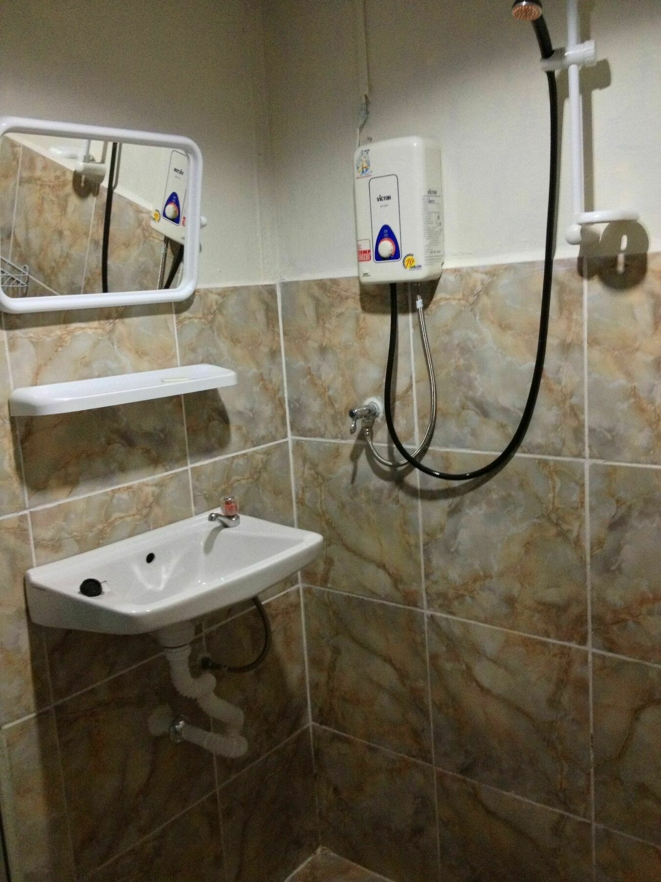 Artem'S Guesthouse Pantai Jomtien Luaran gambar